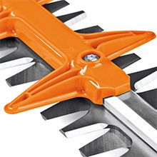 Cutting Blades with Optimised Cut Protection